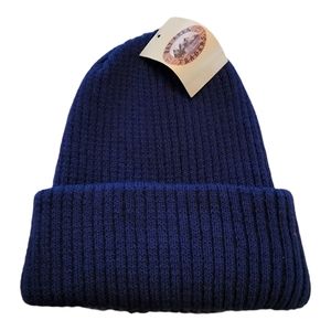 New with tags unisex beanies